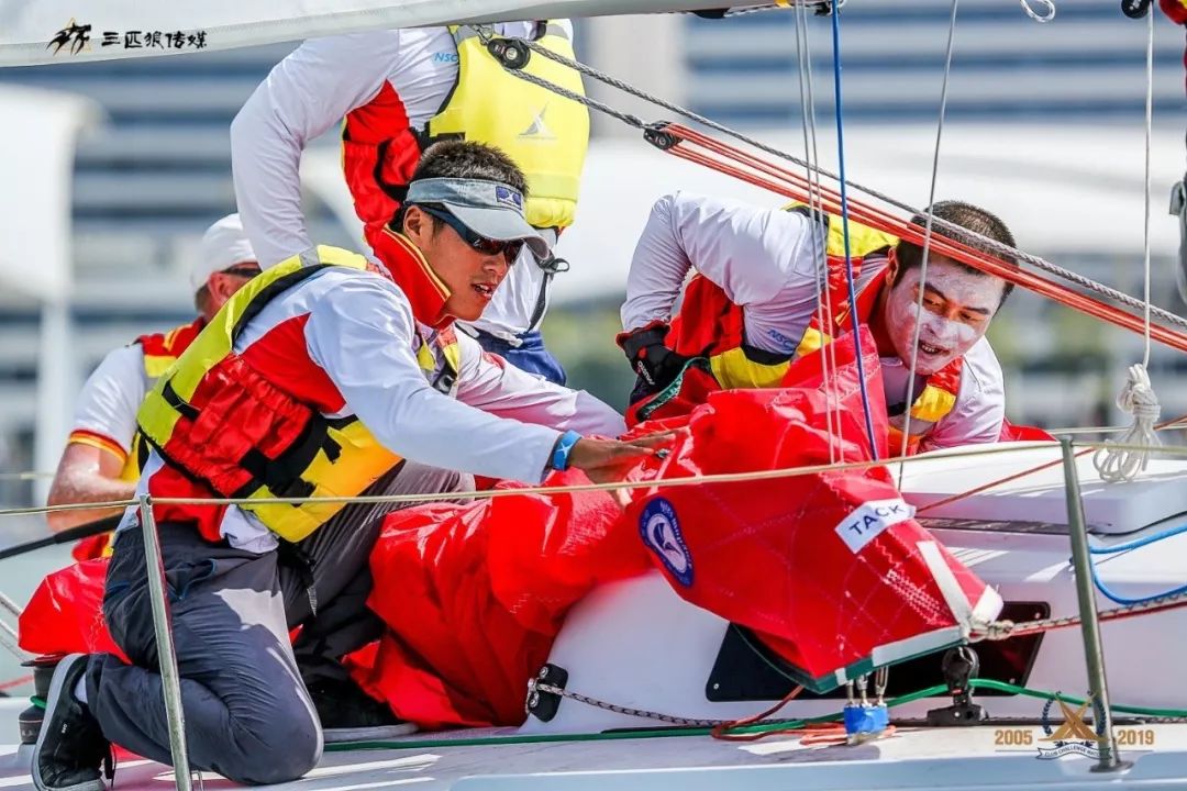 技术实力对抗，比赛过程异常激烈