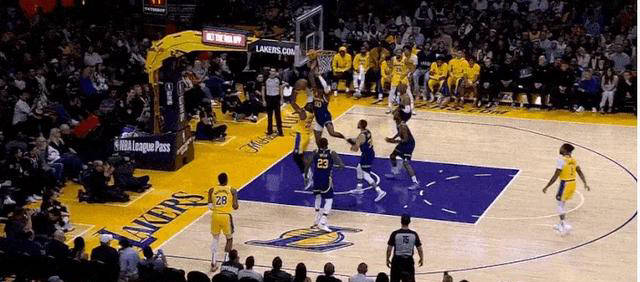 库里官方公布新规，官方宣布新规引发争议，三连败球迷热议！