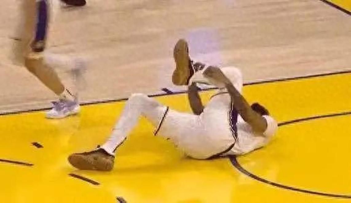 浓眉哥在勇士比赛中领先优势明显，败北引发热议！